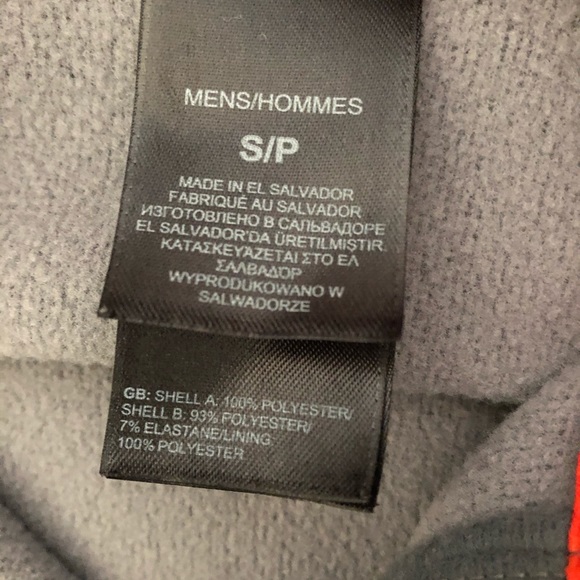 The North Face Half Zip Sweater - Picture 2 of 2